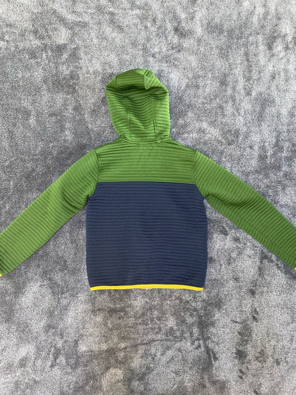 LL Bean Boys Lightweight Colorblock Hoodie Size 8 Outdoor Camp Style - Picture 2 of 6